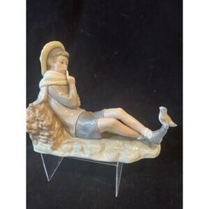 Lladro Figure Bird watcher #4730 Shepherd With Bird